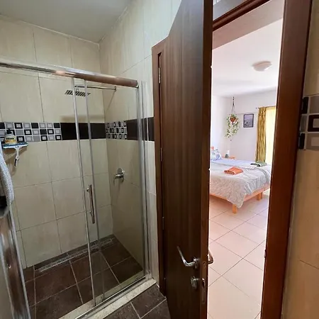 ゲストハウス Nations