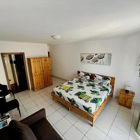 Nations ゲストハウス