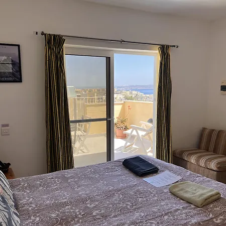 Pensiune Nations Għajnsielem