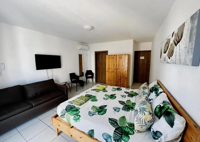 Guest house Nations 5*